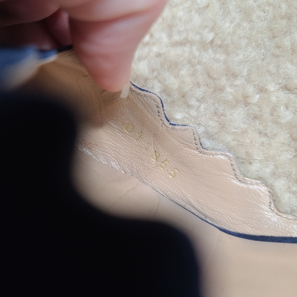 Chloe Navy Suede Scalloped D’Orsay Heels Size 39.5 - Picture 6 of 8